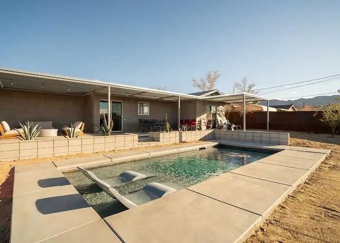 Hidden Valley Cottage - Modern Home In Jt Hot Tub