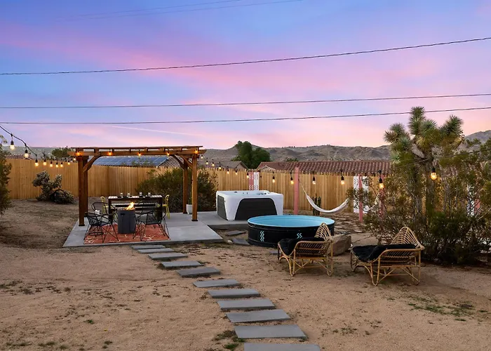 3Br 2Bth, 10 Min 2 Jtnp, Zen Garden,Hot Tub,Ev Chg